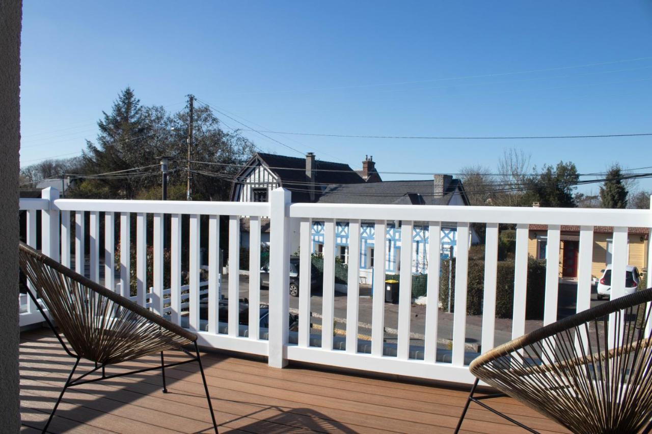 Du Cote De Chez Swann 1 Bed & Breakfast Trouville-sur-Mer Exterior photo